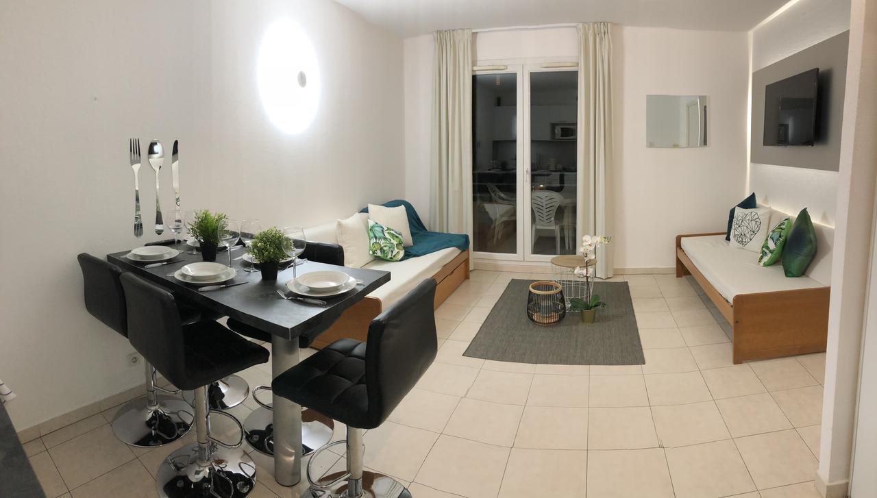 Studio Or One Bedroom Avenue De La Plage Roquebrune-Cap-Martin Exterior photo