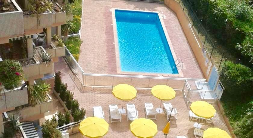 Studio Or One Bedroom Avenue De La Plage Roquebrune-Cap-Martin Exterior photo