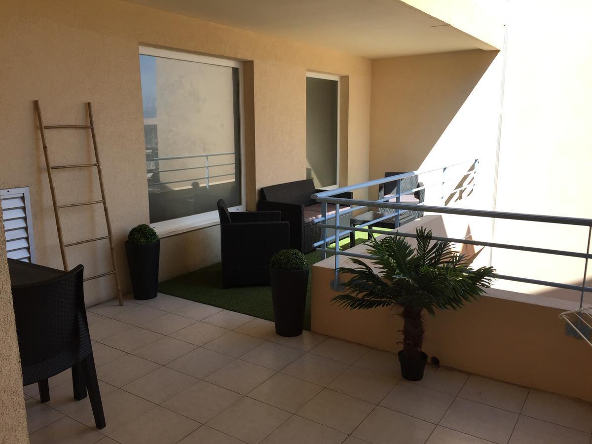 Studio Or One Bedroom Avenue De La Plage Roquebrune-Cap-Martin Exterior photo